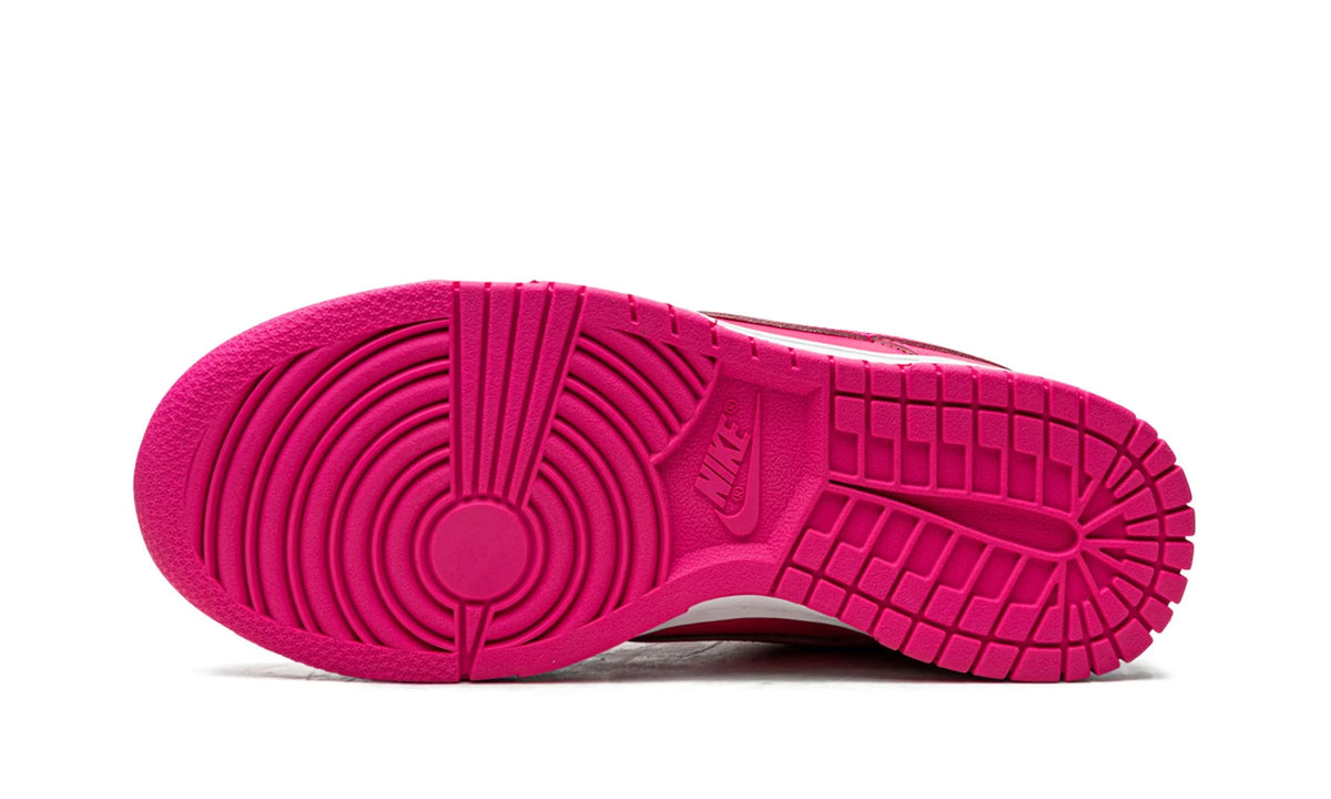 womens dunk low pink