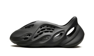 Adidas Yeezy Foam Runner 'Carbon 2023' - airdrizzykicks.com